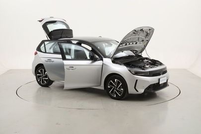 Car image 11