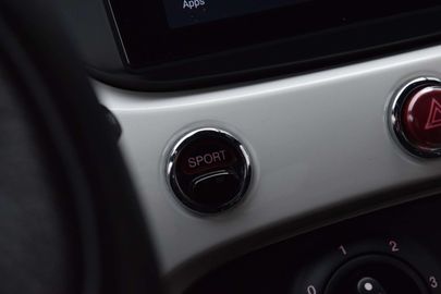 Car image 36