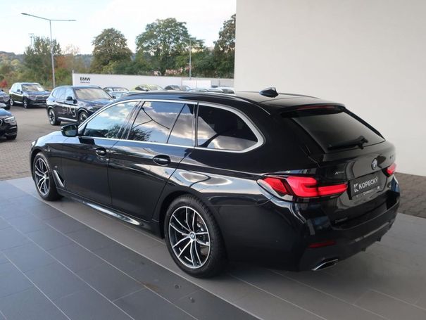 BMW 540i Touring xDrive 245 kW image number 4