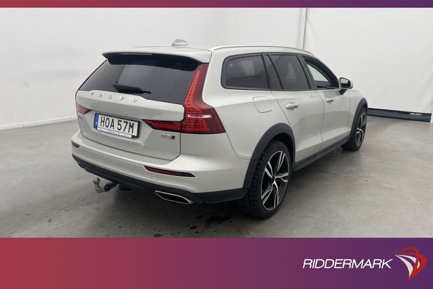 Volvo V60 Cross Country AWD B5 185 kW image number 8