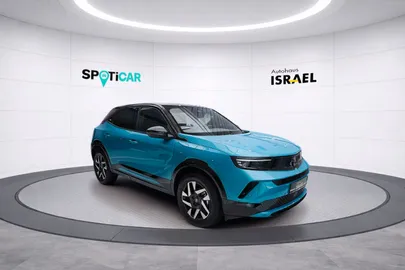 Car image 2