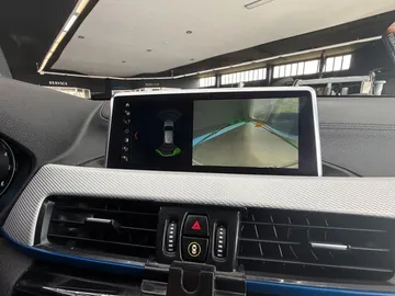 Car image 28