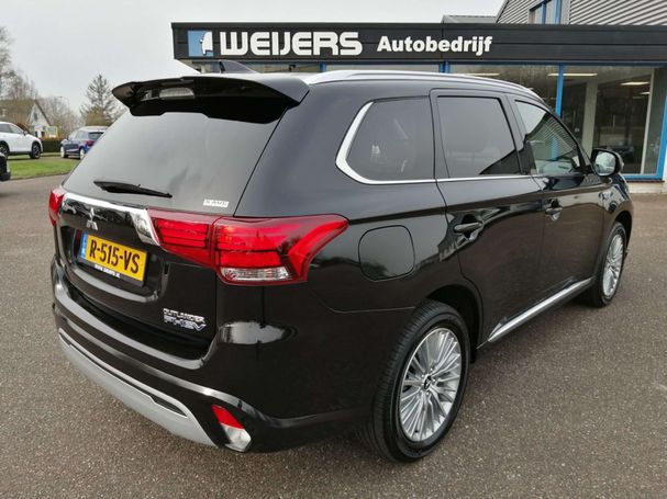 Mitsubishi Outlander 176 kW image number 6