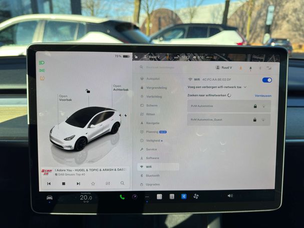 Tesla Model Y 220 kW image number 29