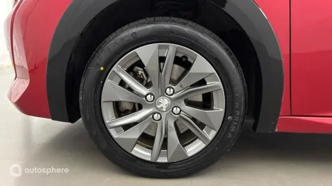 Car image 20