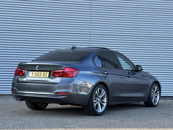 BMW 330i 185 kW image number 4