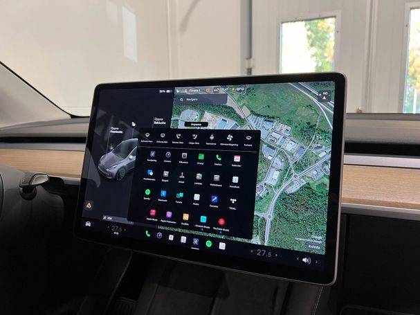 Tesla Model Y Long Range AWD 378 kW image number 19