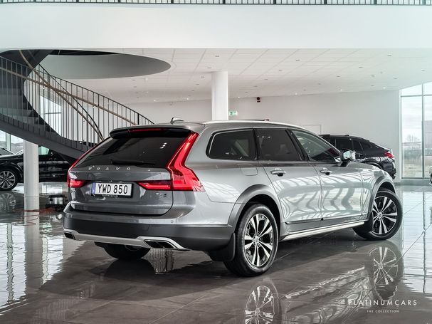 Volvo V90 Cross Country T5 AWD Pro Inscription 188 kW image number 3