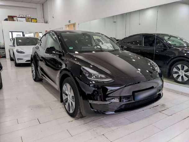 Tesla Model Y Long Range AWD Dual Motor 324 kW image number 18