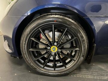 Car image 29