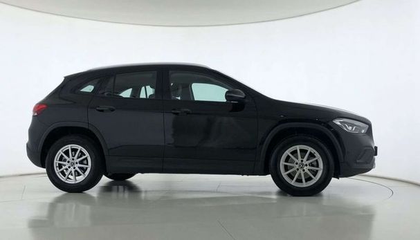 Mercedes-Benz GLA 180 100 kW image number 5