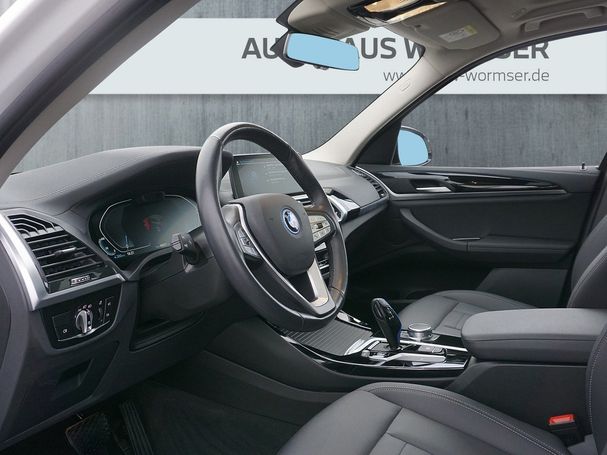 BMW iX3 210 kW image number 10