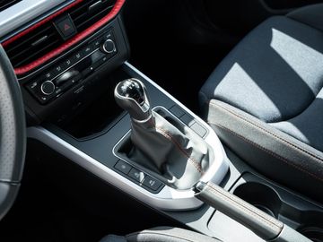 Car image 26