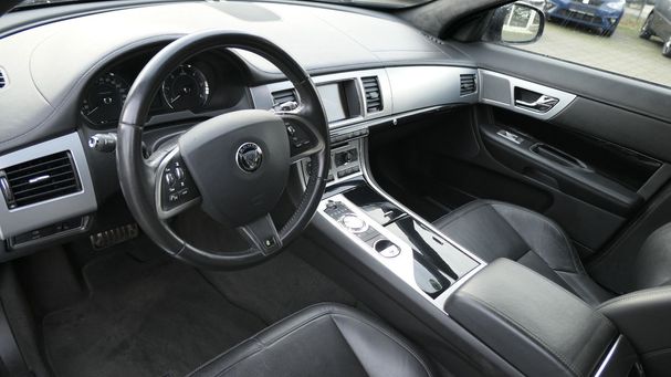 Jaguar XF 2.2 147 kW image number 18