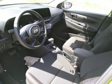 Car image 21