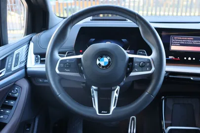 Car image 39