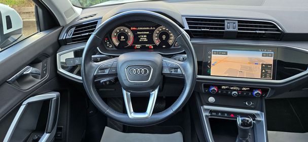 Audi Q3 45 TFSI quattro Advanced 169 kW image number 17