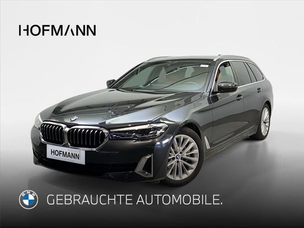 BMW 530d Touring Luxury Line xDrive 210 kW image number 1