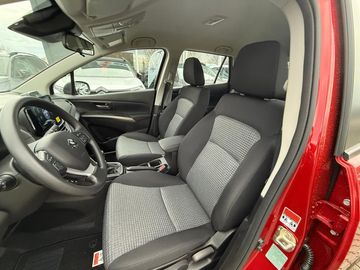 Car image 11