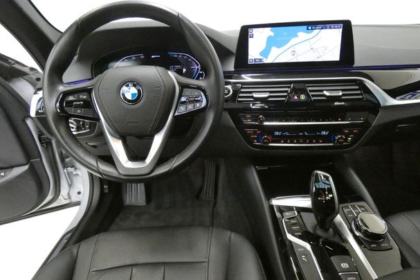 BMW 530i 185 kW image number 16