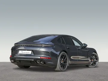 Car image 32