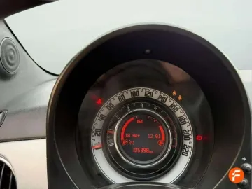 Car image 16