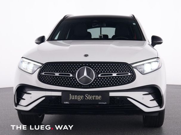 Mercedes-Benz GLC 300 e AMG 230 kW image number 16