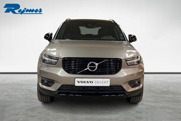 Volvo XC40 Recharge R T4 Design 155 kW image number 2