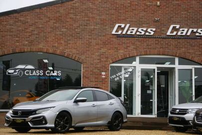 Car image 28