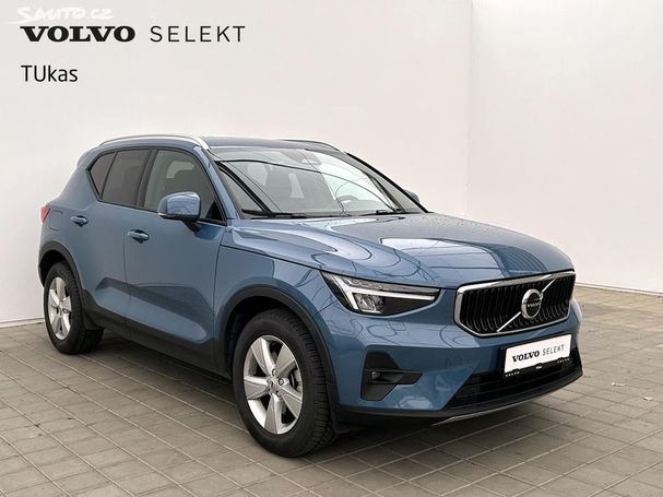 Volvo XC40 B3 Core 120 kW image number 2