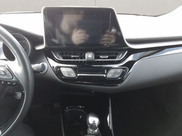 Car image 13