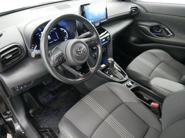 Car image 12