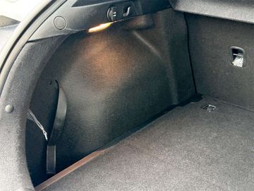 Car image 41