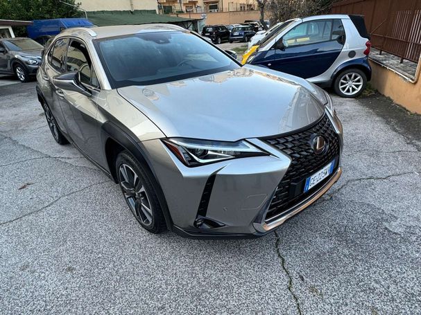 Lexus UX 250h 107 kW image number 2