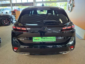 Car image 36