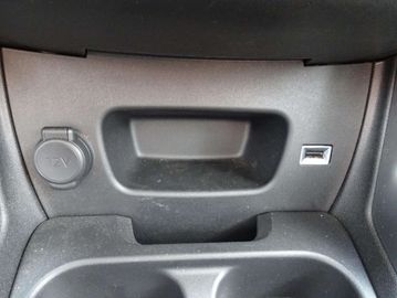 Car image 36