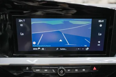 Car image 21