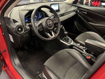 Car image 15