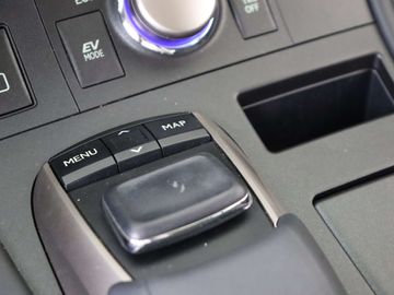 Car image 37