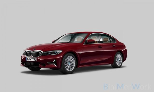 BMW 330e Luxury 215 kW image number 1