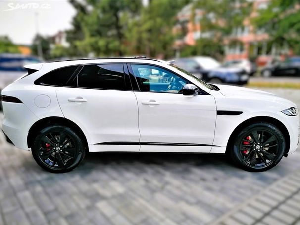 Jaguar F-Pace D300 R-Dynamic SE 221 kW image number 11