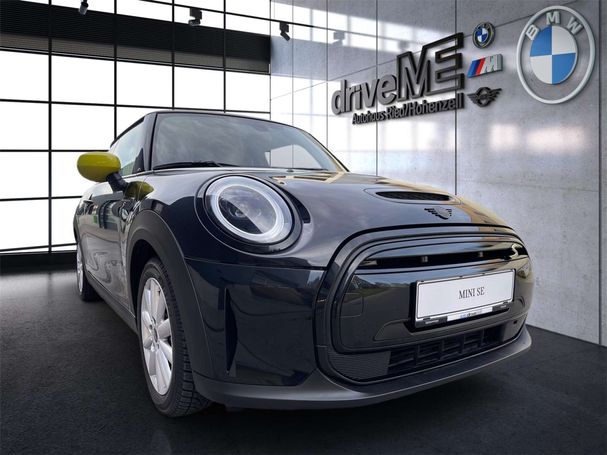 Mini Cooper SE Electric Trim 135 kW image number 16