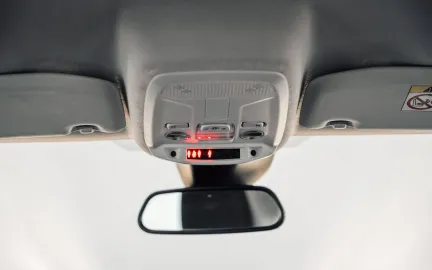 Car image 29