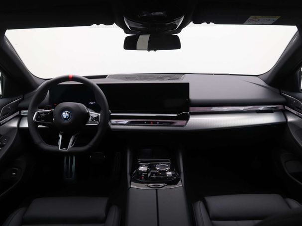 BMW i5 M60 xDrive 442 kW image number 12