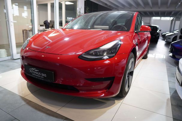 Tesla Model 3 Standard Range 239 kW image number 1