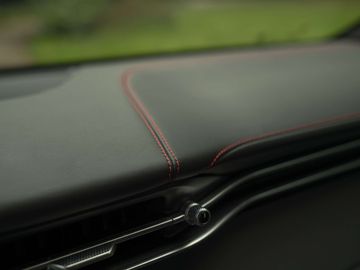 Car image 39