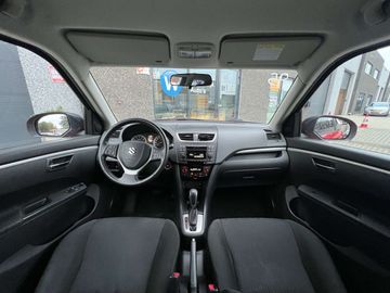 Car image 16