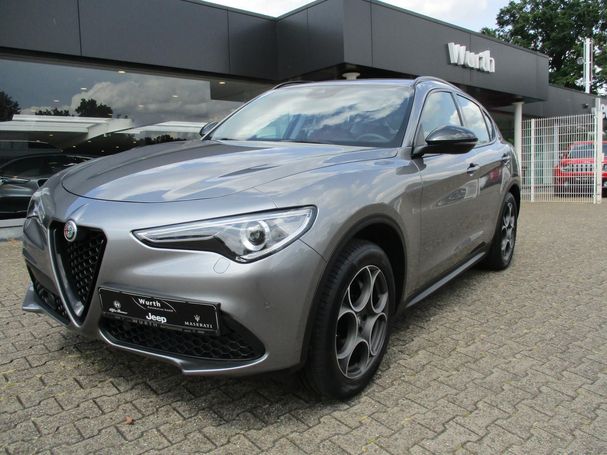 Alfa Romeo Stelvio 2.2 Q4 B-Tech 154 kW image number 1