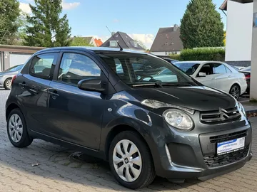 Car image 3