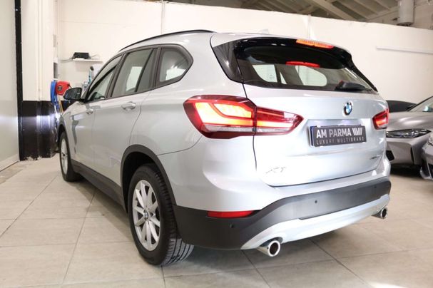 BMW X1 sDrive18d Advantage 110 kW image number 5